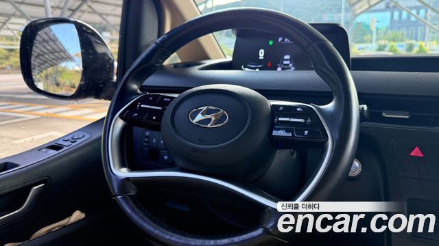 Hyundai Staria 2023 — photo 12