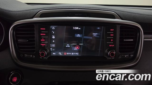 Kia Sorento 2019 — photo 16