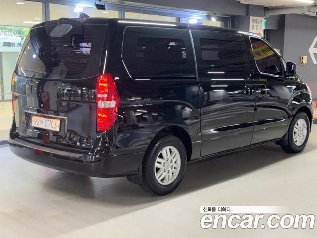 Hyundai Starex 2019 — photo 4