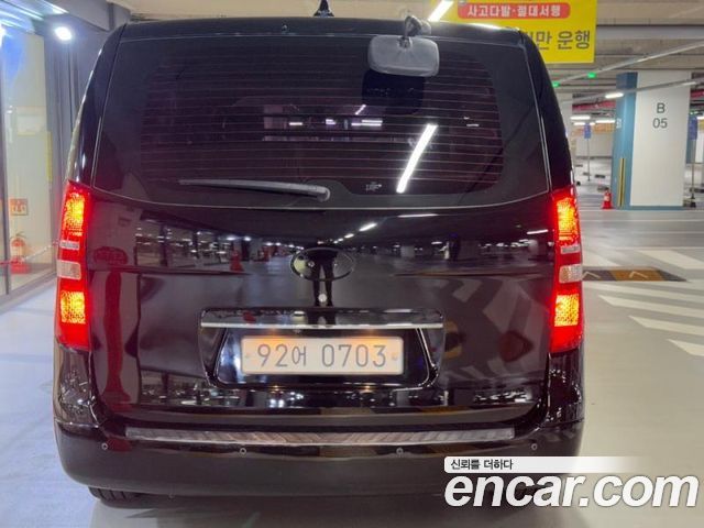Hyundai Starex 2019 — photo 5