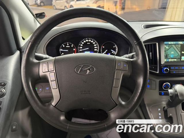 Hyundai Starex 2019 — photo 7
