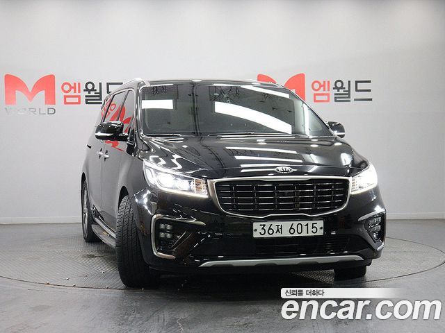 Kia Canival 2019 — photo 2