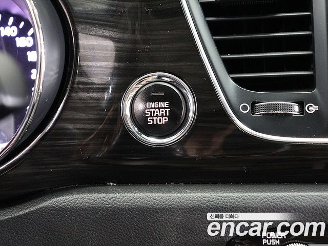 Kia Canival 2019 — photo 9