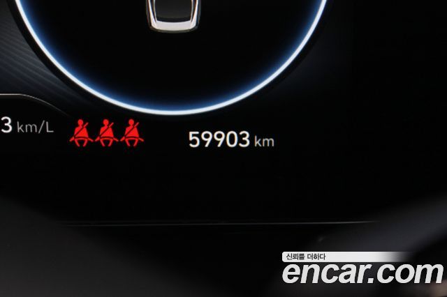 Hyundai AVANTE 2021 — photo 8