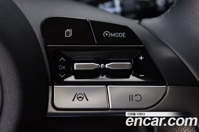 Hyundai AVANTE 2021 — photo 13
