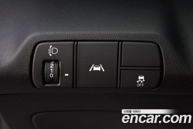 Hyundai AVANTE 2021 — photo 14
