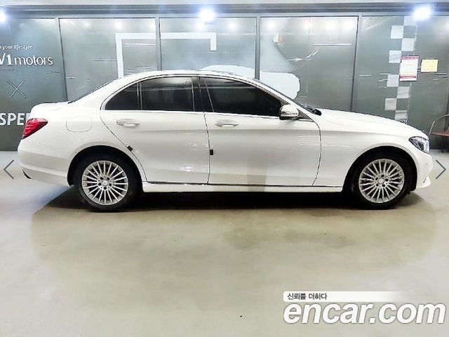 Mercedes-Benz C-Class 2017 — photo 3
