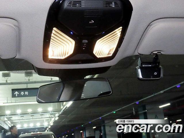 BMW Gran Turismo 2022 — photo 16