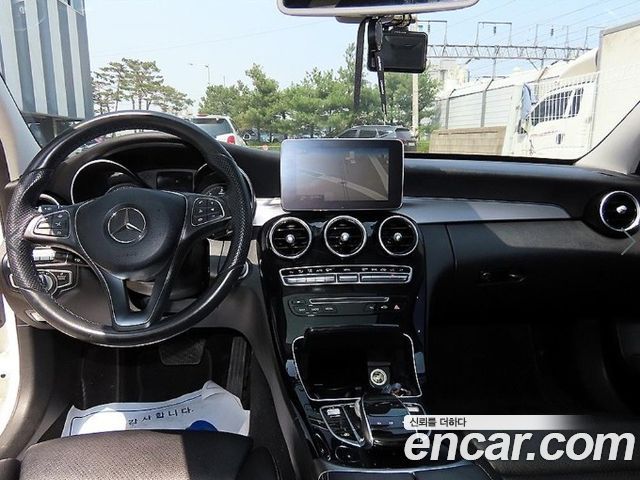 Mercedes-Benz C-Class 2016 — photo 7