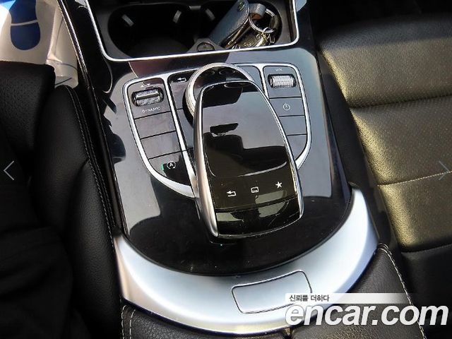 Mercedes-Benz C-Class 2016 — photo 12