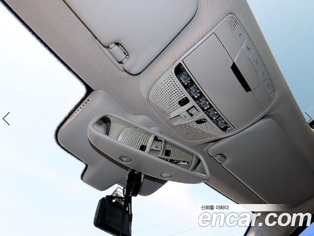 Mercedes-Benz C-Class 2016 — photo 16