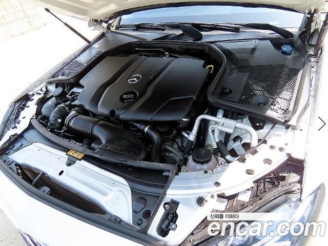 Mercedes-Benz C-Class 2016 — photo 19