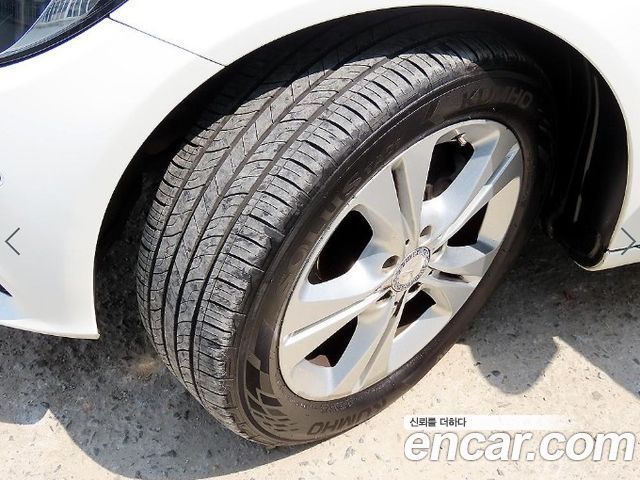 Mercedes-Benz C-Class 2016 — photo 20
