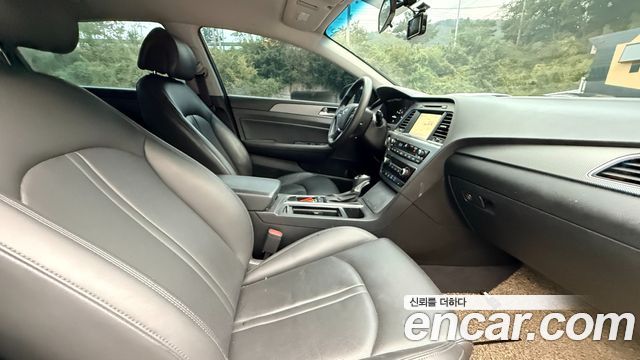Hyundai Sonata 2016 — photo 10