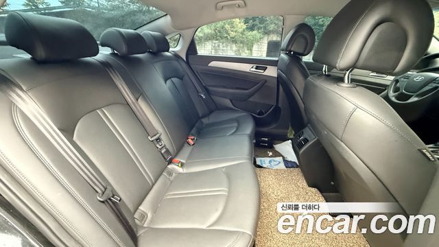 Hyundai Sonata 2016 — photo 11