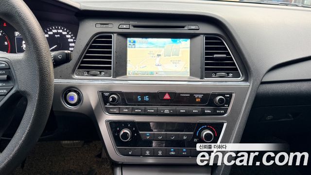 Hyundai Sonata 2016 — photo 13
