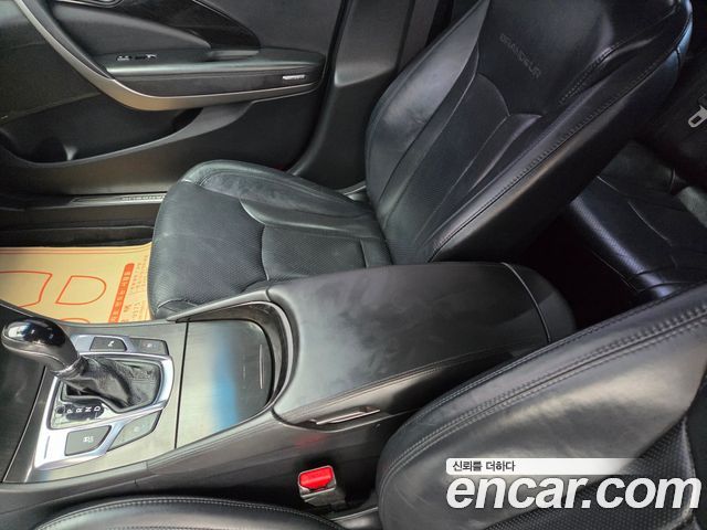 Hyundai Grandeur 2016 — photo 12