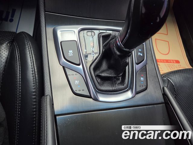 Hyundai Grandeur 2016 — photo 17