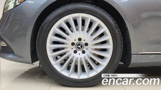 Mercedes-Benz S-Class 2019 — photo 6