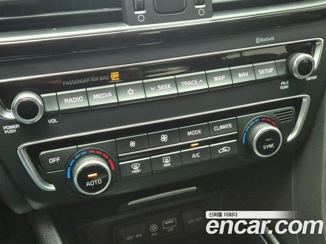 Kia K5 2020 — photo 14