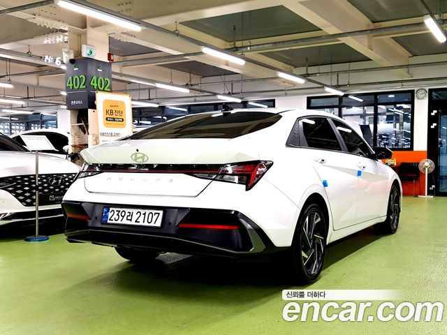 Hyundai AVANTE 2024 — photo 2