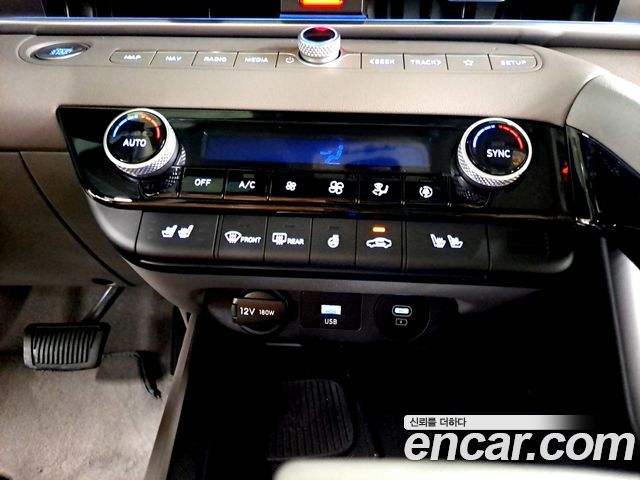 Hyundai AVANTE 2024 — photo 16