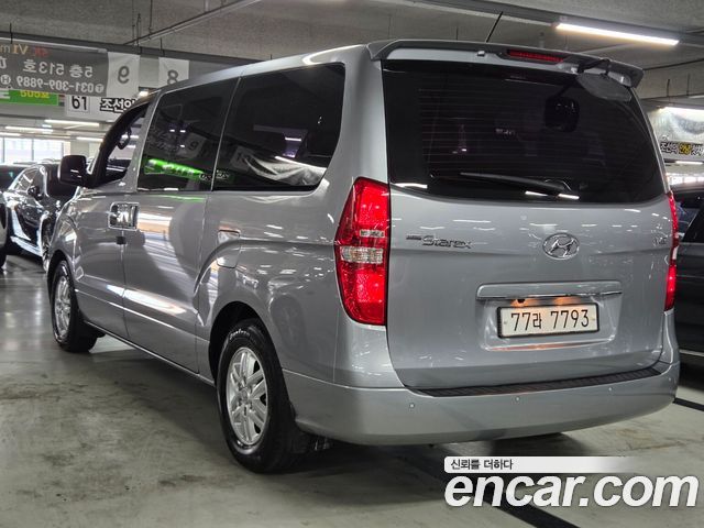 Hyundai Starex 2017 — photo 6