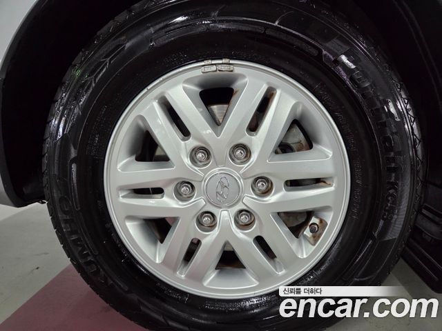 Hyundai Starex 2017 — photo 8
