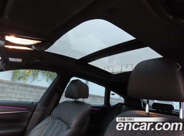 BMW Gran Turismo 2022 — photo 17
