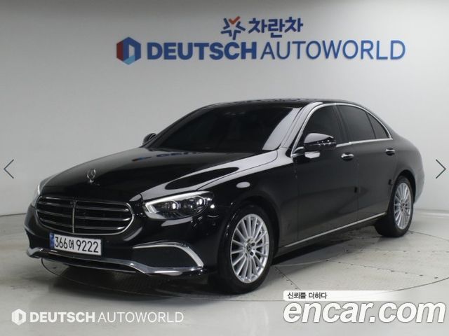 Mercedes-Benz E-Class 2022 — photo 1