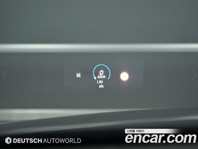 Mercedes-Benz E-Class 2022 — photo 16