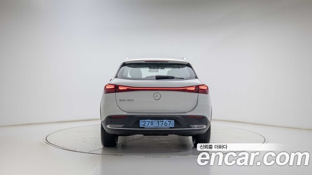 Mercedes-Benz EQA 2026 — photo 4