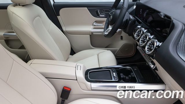 Mercedes-Benz EQA 2026 — photo 9
