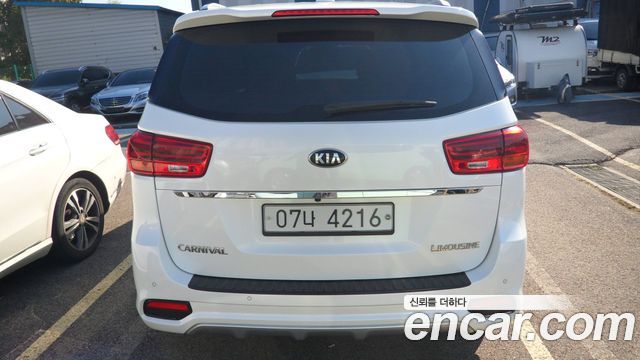 Kia Canival 2019 — photo 5