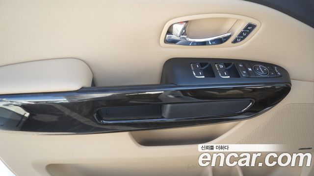 Kia Canival 2019 — photo 10