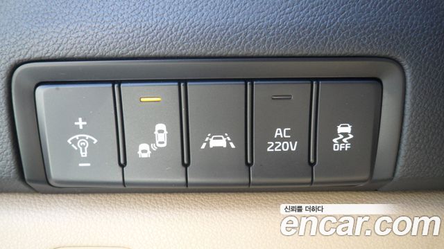 Kia Canival 2019 — photo 11