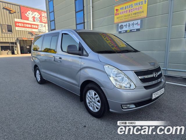 Hyundai Starex 2011 — photo 3