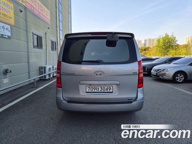 Hyundai Starex 2011 — photo 6