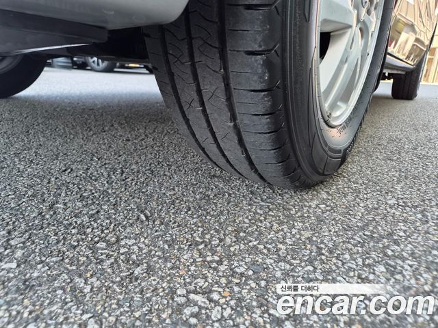 Hyundai Starex 2011 — photo 20