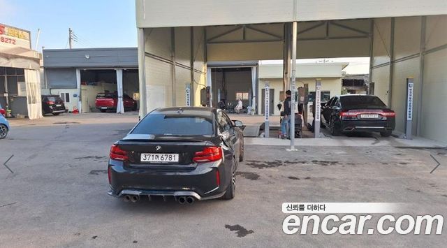 BMW M2 2018 — photo 2