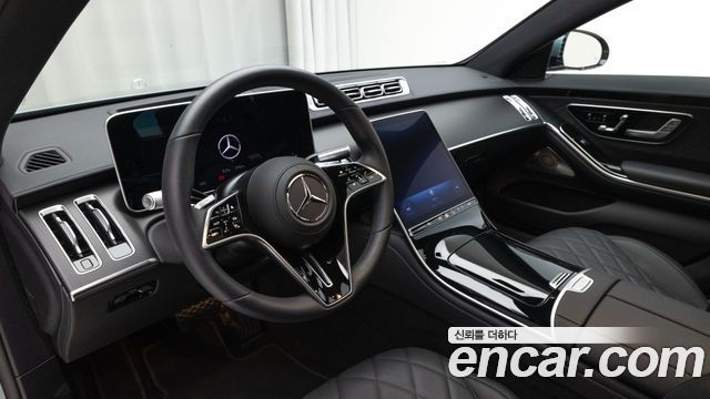 Mercedes-Benz S-Class 2025 — photo 13