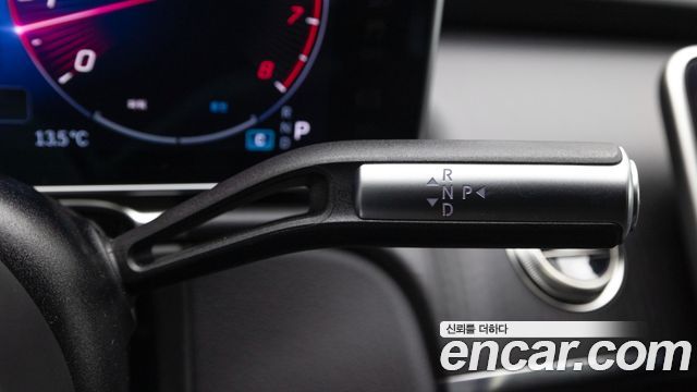 Mercedes-Benz S-Class 2025 — photo 19