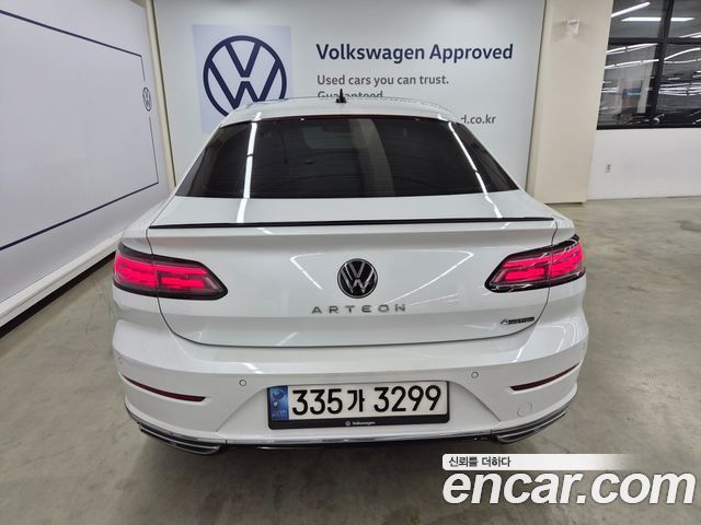 Volkswagen Arteon 2023 — photo 4