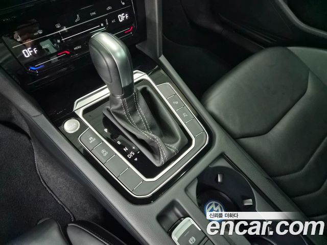 Volkswagen Arteon 2023 — photo 9