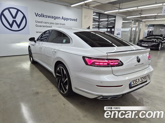 Volkswagen Arteon 2023 — photo 18