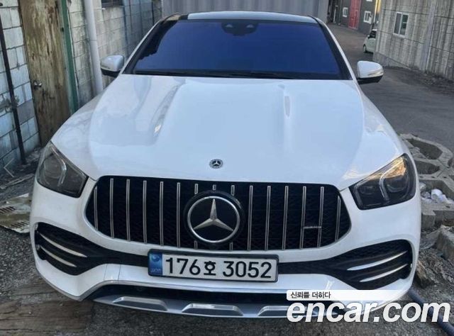 Mercedes-Benz GLE-Class 2023 — photo 1