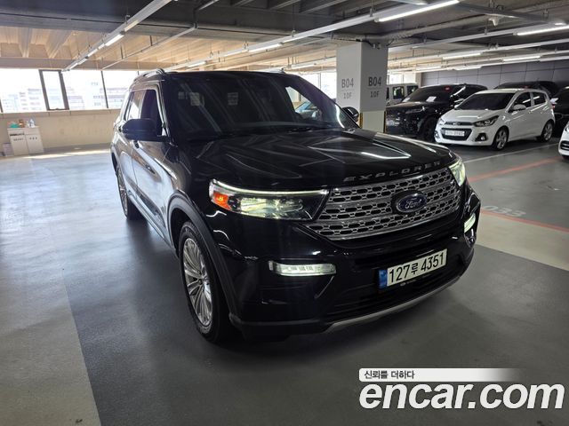 Ford Explorer 2021 — photo 3