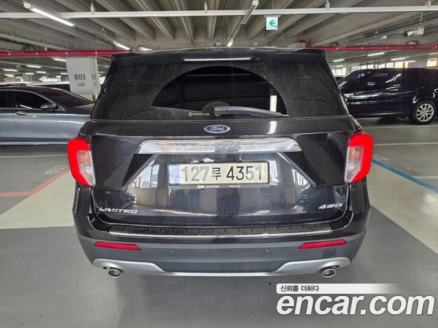 Ford Explorer 2021 — photo 4