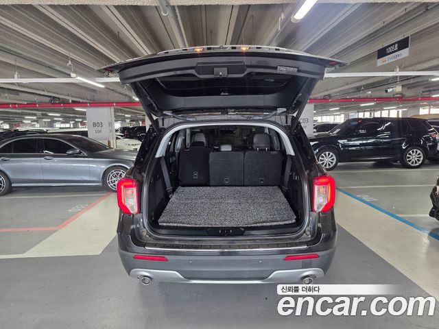 Ford Explorer 2021 — photo 5