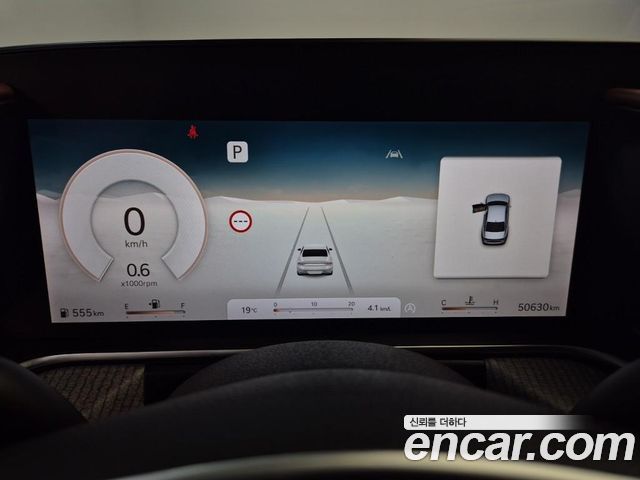 Genesis G90 2023 — photo 8